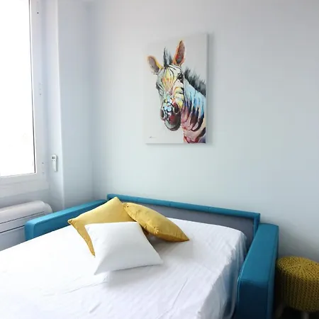 Zebra *